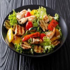 Гриль салат с курицей 300гр